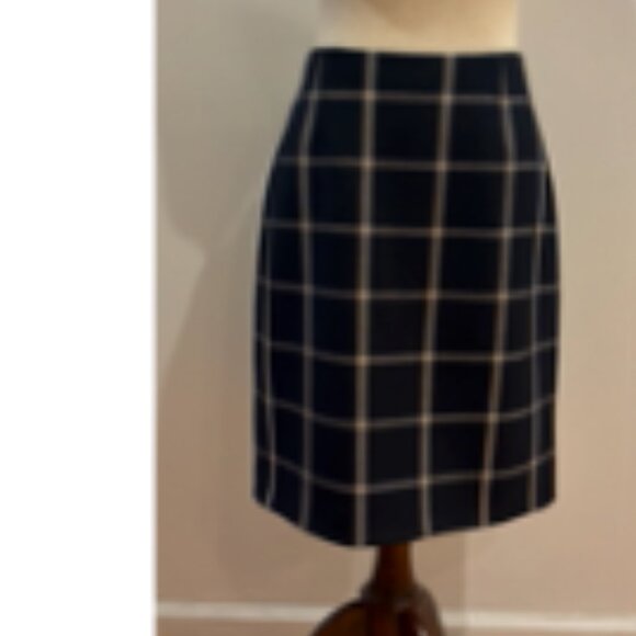 Hobbs Dark Blue & Beige Check Pencil Skirt - Picture 2 of 9